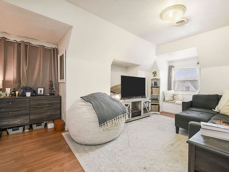 1st image of 5820 Alder St APT 3