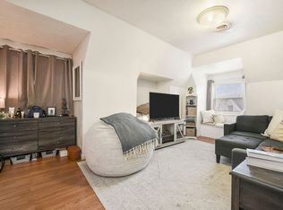 5820 Alder St APT 3, Pittsburgh, PA 15232