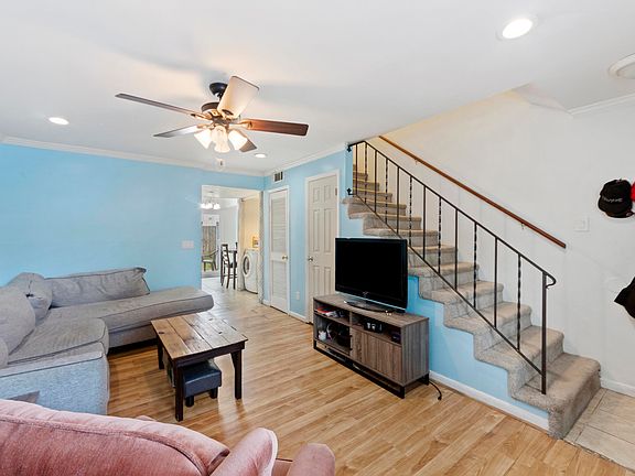 3rd image of 21 Rivers Point Row APT 11B