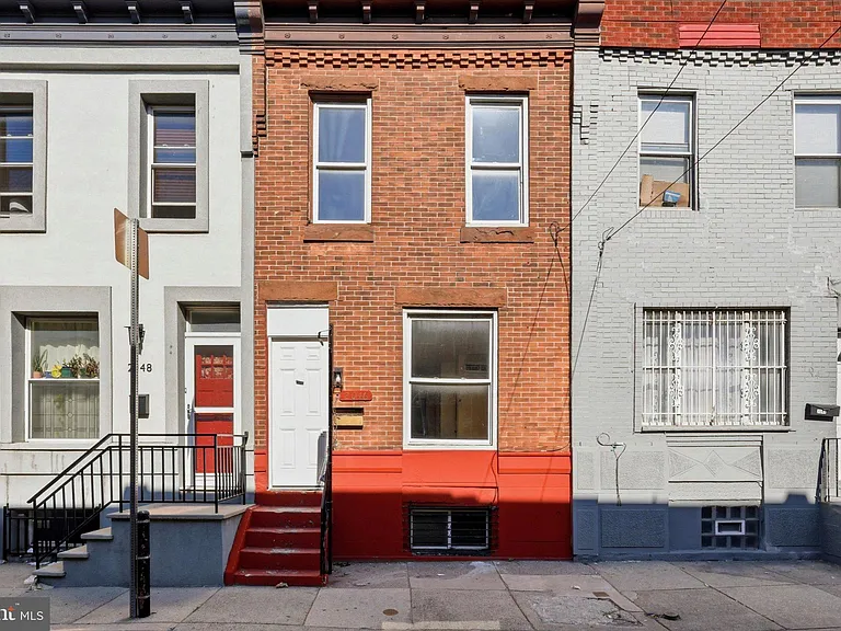 2046 S Norwood St #1 — Photo 1