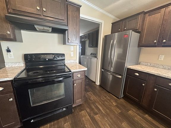 4th image of 7183 Sparrow St #624