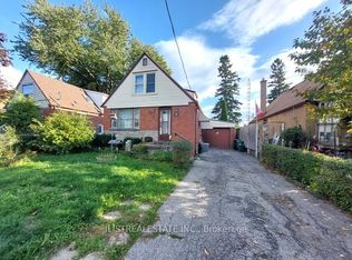 29 Holland Ave, Toronto, ON M4B2C4