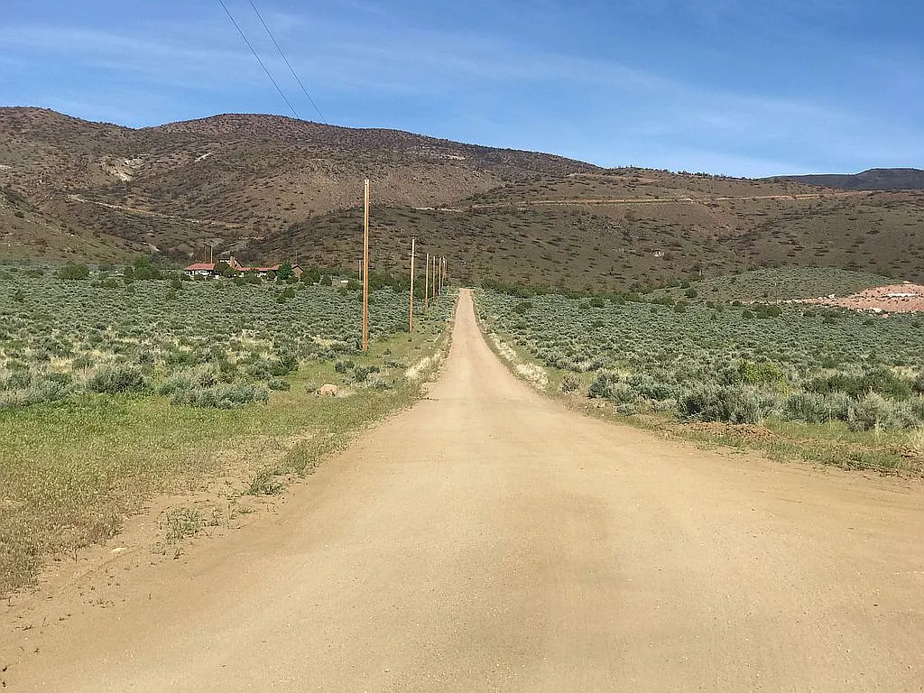 3000 Right Hand Canyon Rd photo 1