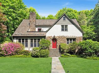 15 Woodfield Rd, Briarcliff Manor, NY 10510