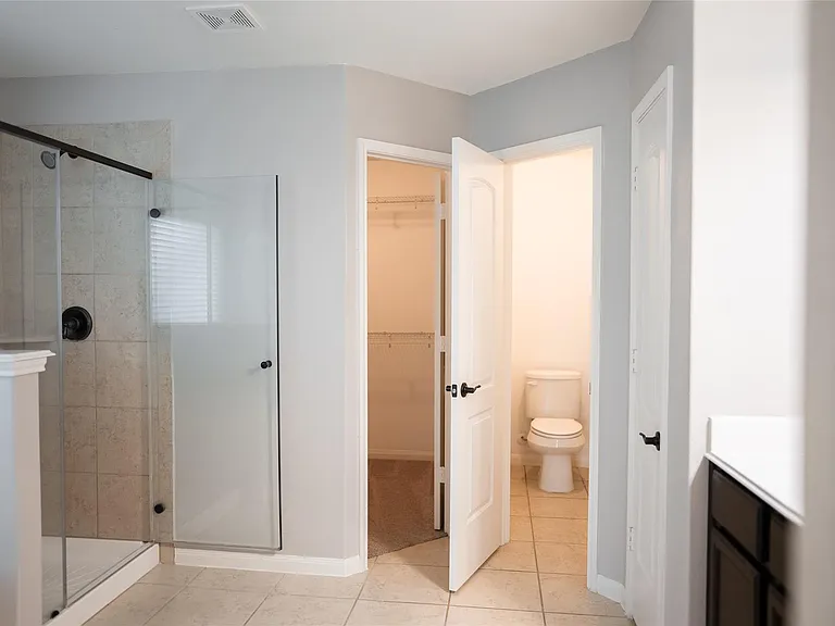 7635 Daisy Port Ln — Photo 10