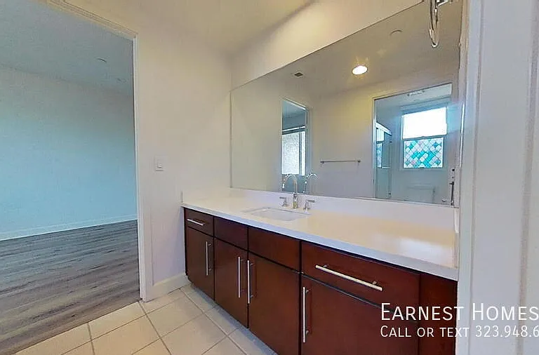 14412 Killion St #401 — Photo 11