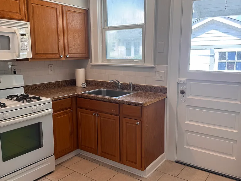 2834 Minot Ave #1 — Photo 7