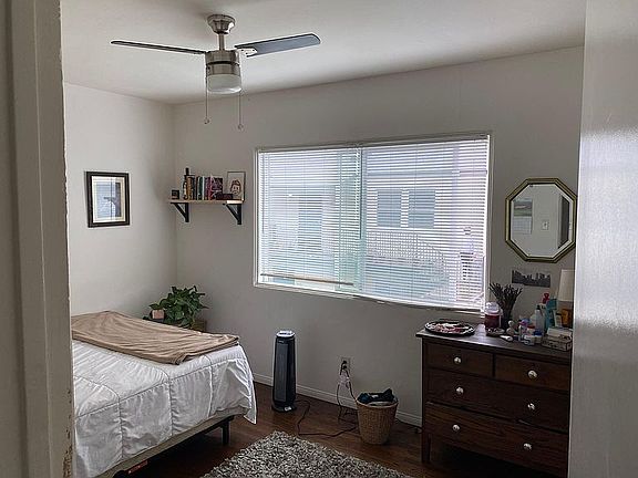 3rd image of 4564 35th St