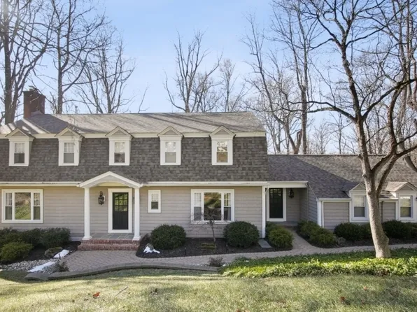 17 Dale Dr, Morris Twp., NJ 07960
