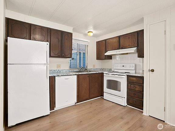 5th image of 1121 244th Street SW #42