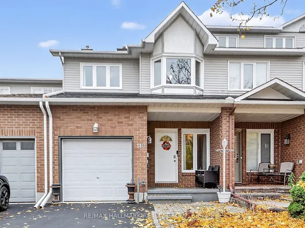 110 Hunters Glen Cres, Ottawa, ON K1T 3R1