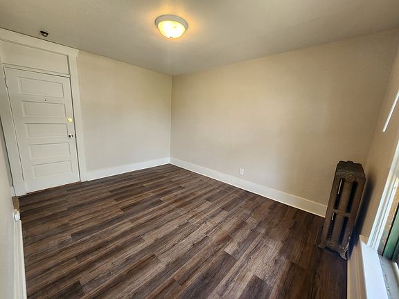 3rd image of 1414 N Lincoln St APT 6