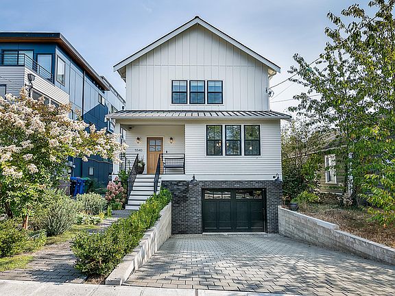 3rd image of 5540 27th Ave NE