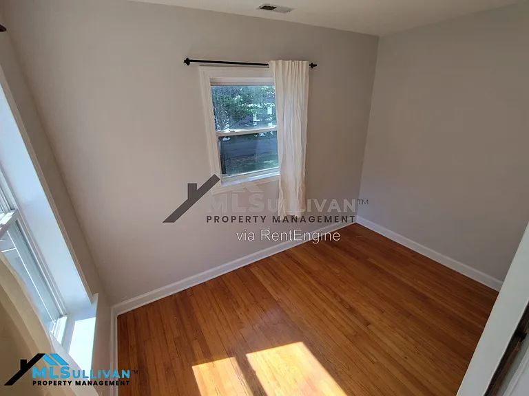 2519 Banner St — Photo 8