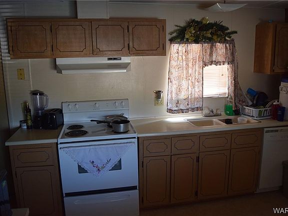 4th image of 701 Malibu Dr