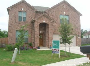 10800 Denae Dr, Live Oak, TX 78233
