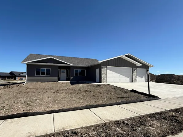4324 Augusta Dr, Rapid City, SD 57703