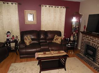 5215 Mill Wheel Dr, Grand Blanc, MI 48439
