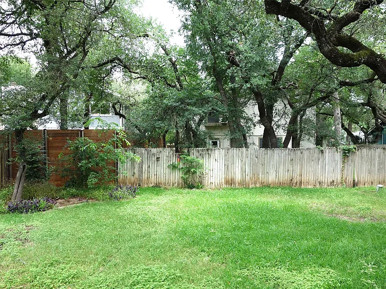 7014 Riverton Dr — Photo 24