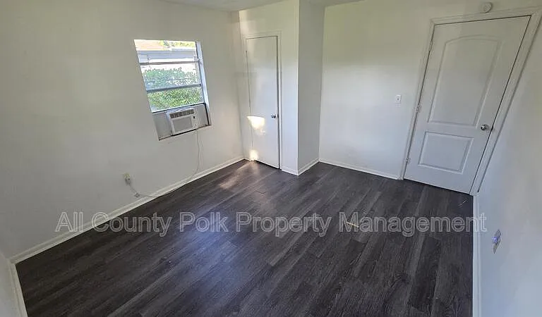 1135 Fairview Ave — Photo 10