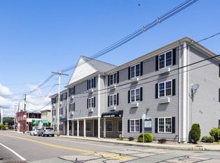 12 Pratt St APT 307, Mansfield, MA 02048