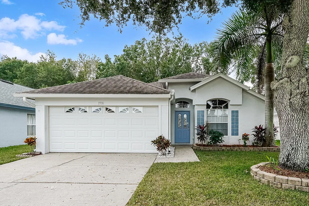 3 bed, 2.0 bath, 1591 sqft, $4,150 — Photo 1