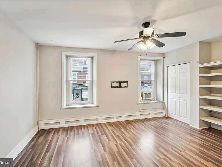 4658 Mansion St — Photo 17