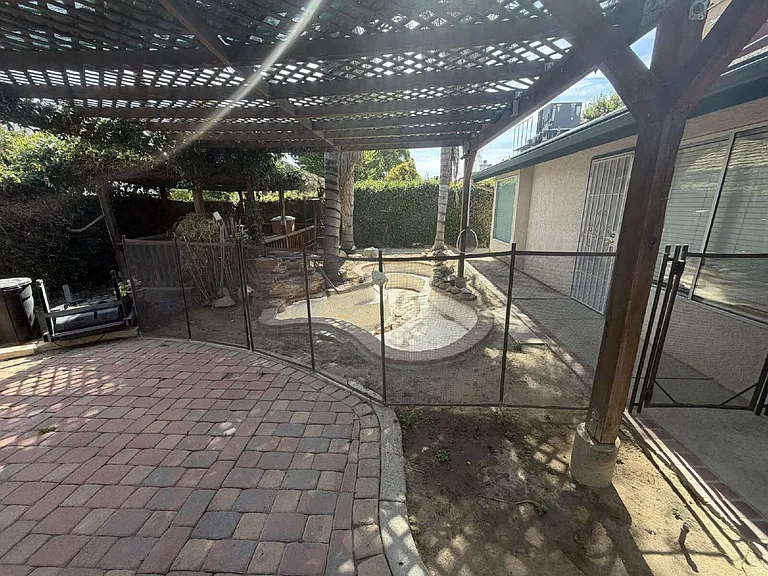 9316 Foxglen Ct — Photo 29