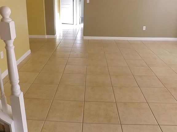 2nd image of 2860 Halo Dr