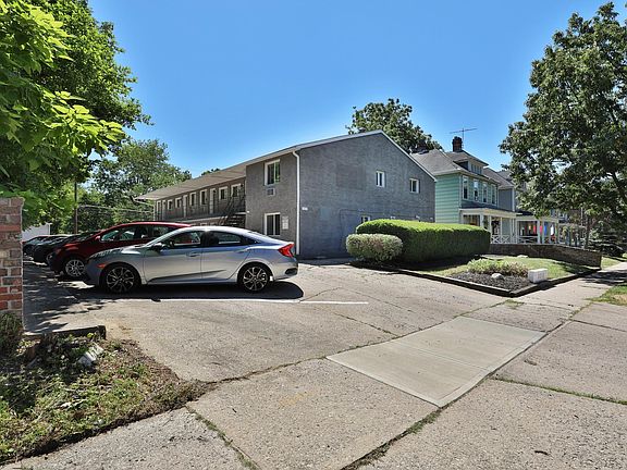 4th image of 2218 N 4th St