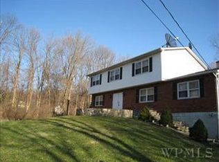 28 Hackensack Heights Rd, Wappingers Falls, NY 12590