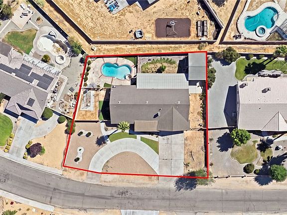 3rd image of 18810 Siesta Dr