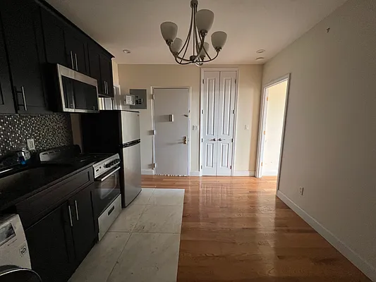 Rented by MADEHOME | media 6