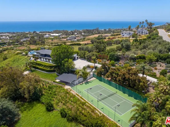 29800 Cuthbert Rd, Malibu, CA 90265