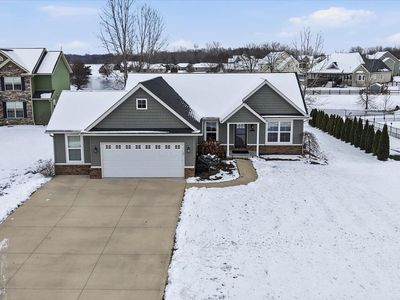 42 Fieldcrest Dr, Centerburg, OH, 43011