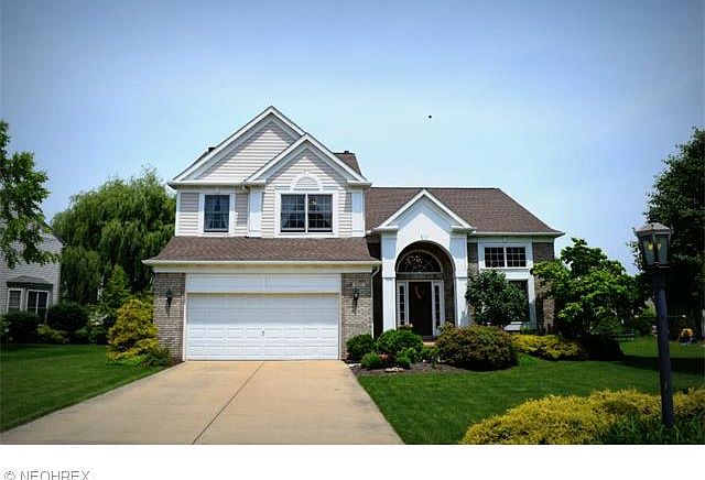 1st image of 557 Continental Dr