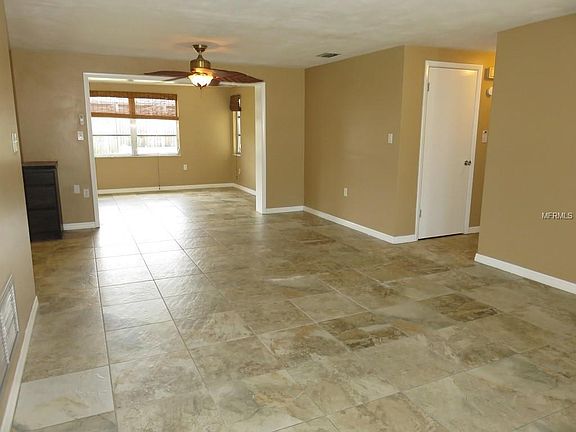 4th image of 3022 Primrose Dr
