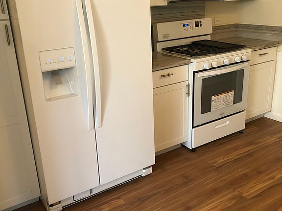2nd image of 5620 Johns Dr