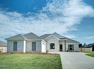 105 Chartleigh Cir, Canton, MS 39046