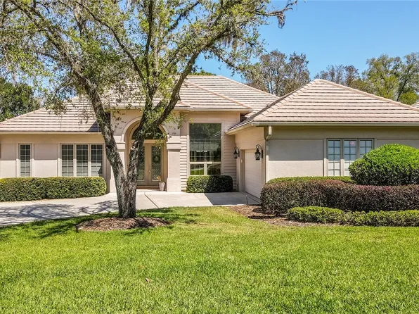 3077 N Caves Valley Path, Lecanto, FL 34461