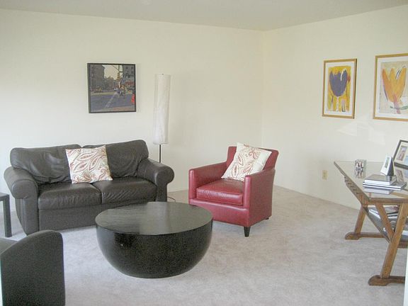 Huge living room (all formal and bedrooms are oversized)