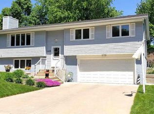 4408 S Ash Grove Ave, Sioux Falls, SD 57103