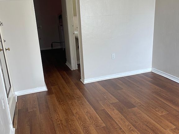 2nd image of 1345 Elizabeth Ave APT 1
