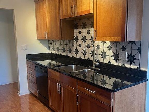 3rd image of 4400 Upton Ave S APT 101