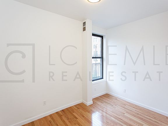 2nd image of 1324 Lexington Ave #4