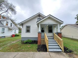 127 S Central St, Buckner, MO 64016