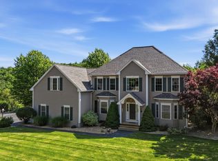 22 Longview Circle, Pelham, NH 03076