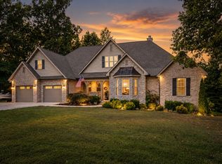 215 Flora Ln, Manchester, TN 37355