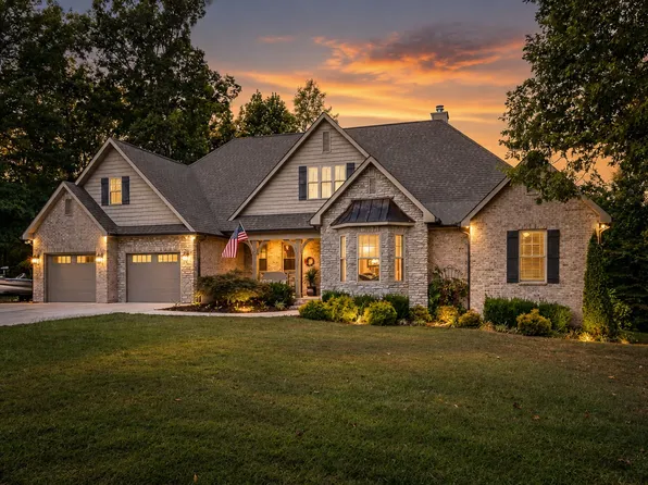 215 Flora Ln, Manchester, TN 37355