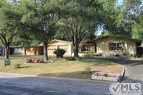 1st image of 136 Trillium Ln